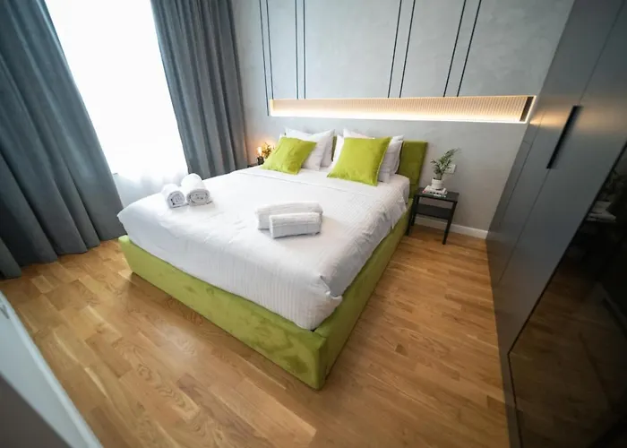 Hotel Boma Expo Sunset *